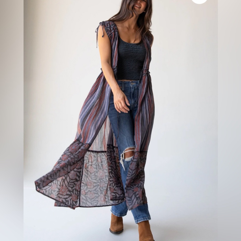NATURAL LIFE AYLA LONG STEVIE KNICKS KIMONO - size Sm/Med
